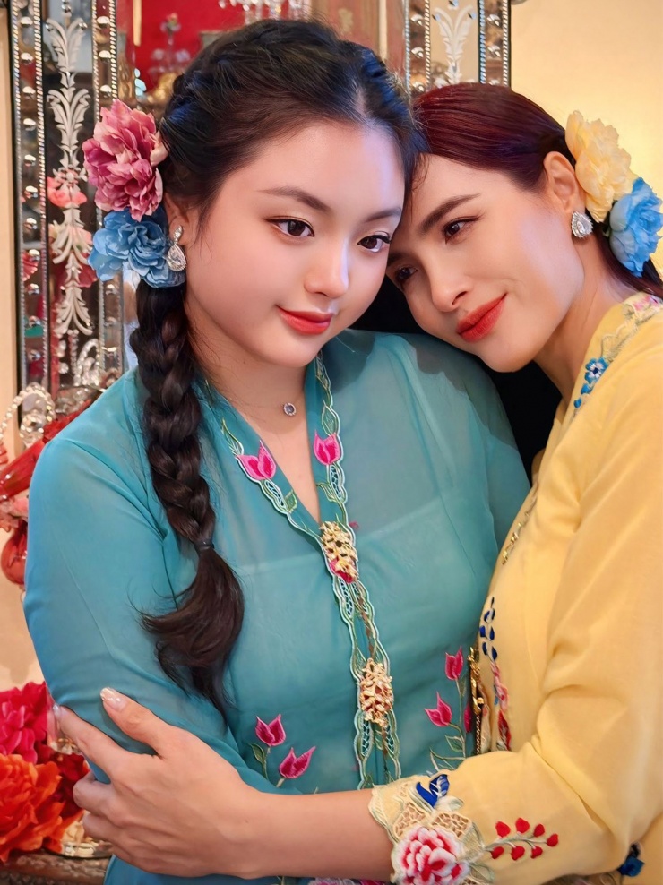 Ảnh sao 6/3: Vợ cầu thủ Duy Mạnh gọi mình là 'cô gái quê mùa' - 6