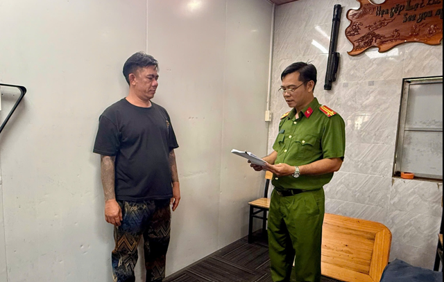 Hồ Duy Vũ tại cơ quan công an. Công an tinh Đồng Nai.