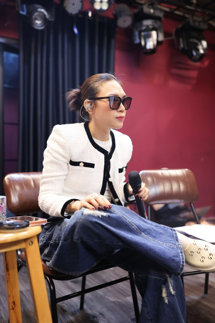 Kiểu trang phục được Mỹ Tâm 'sắm cả lố' diện quanh năm - 10