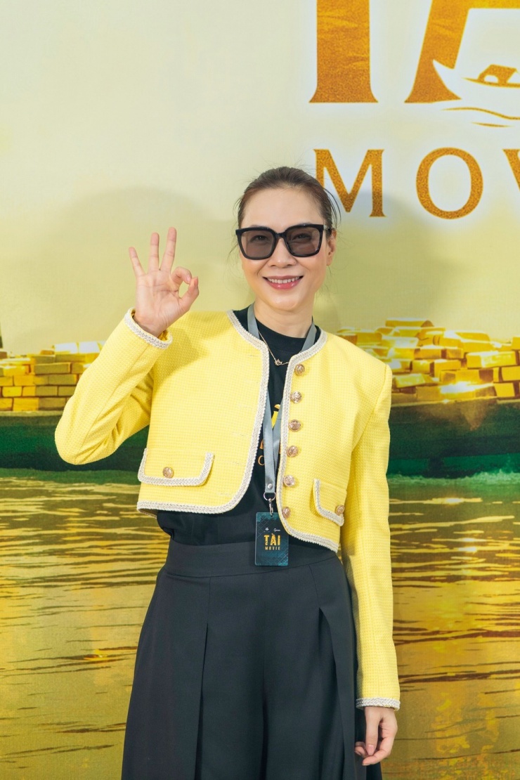 Kiểu trang phục được Mỹ Tâm 'sắm cả lố' diện quanh năm - 11