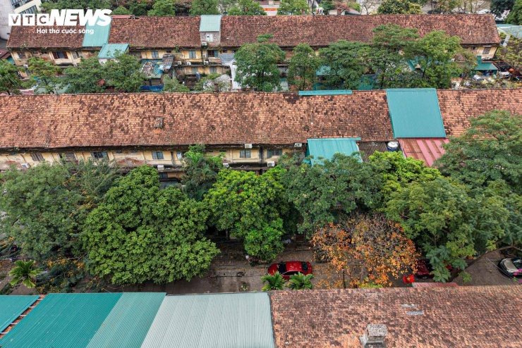 Trải qua nhiều năm sử dụng, nhiều hạng mục của công trình đã hư hỏng, ảnh hưởng đến sinh hoạt của cư dân.