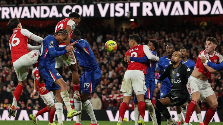 Arsenal đã trở thành mối đe dọa thực sự trong các tình huống cố định