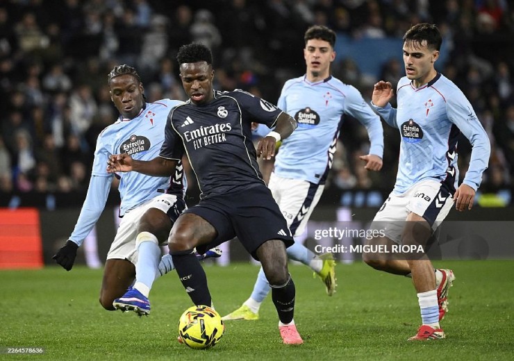 Vỡ òa phút bù giờ, đua vô địch gay cấn (La Liga) - 1