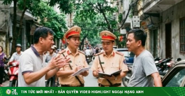 Từ vụ đập phá xe đỗ trước cửa nhà ở Hà Nội: Đường trước nhà là của ai?