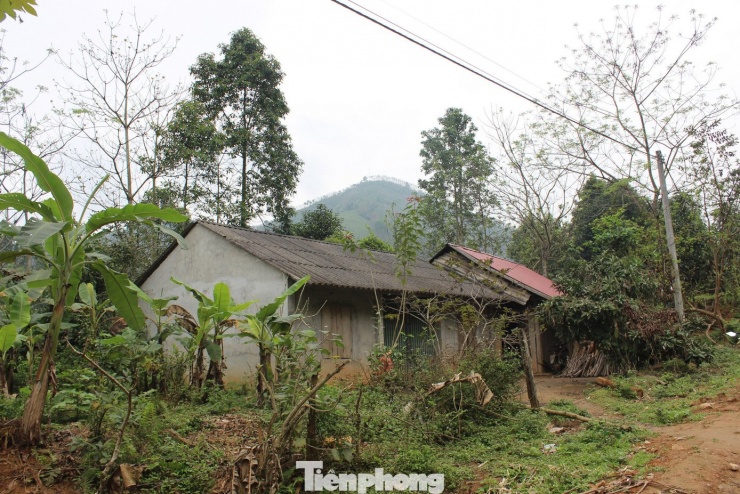 Căn nhà nơi cụ Mai sinh sống cùng người cháu nội.