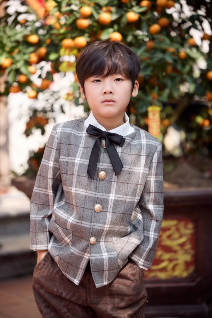 Bé Bo nhà Hòa Minzy dịp Tết Nguyên đán.