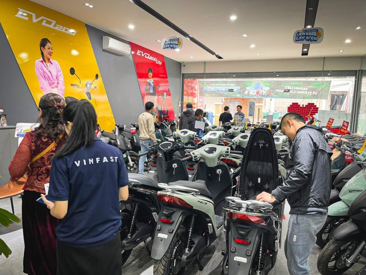 Trong bối cảnh giá xăng dầu còn nhiều biến động, việc người dân chuyển sang các phương tiện tiết kiệm năng lượng được dự báo sẽ tiếp tục tăng.