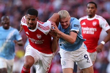 Arsenal - Man City mơ "cú ăn 4": Bài học MU - Liverpool, coi chừng "tham bát bỏ mâm"