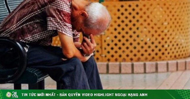 Về già mới mang 2 căn nhà tìm con để bù đắp, người cha nhận cái kết đắng ngắt