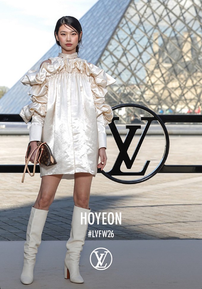 Người mẫu Jung Ho Yeon.