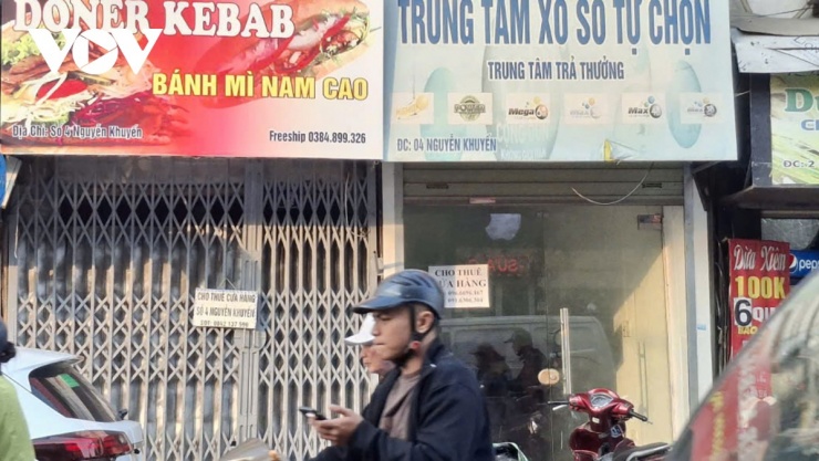 Cửa hàng đóng cửa hàng loạt, vì sao giá thuê mặt phố vẫn cao? - 4