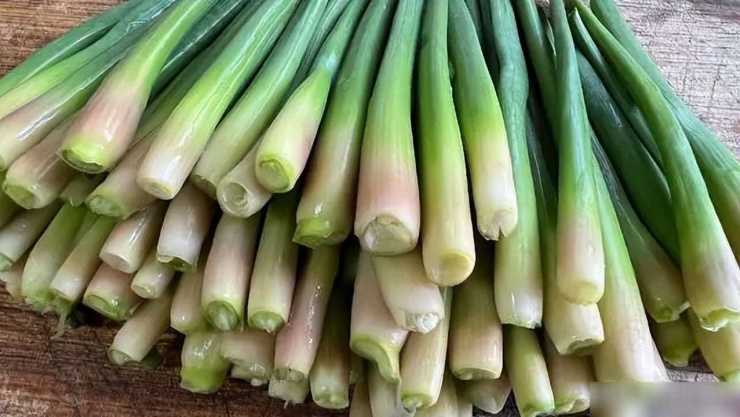 Loại rau mùa xuân ngon ngọt, nhiều người bỏ đi, lại là món ăn thơm phức, còn giúp giảm nhiệt, thải độc - 8