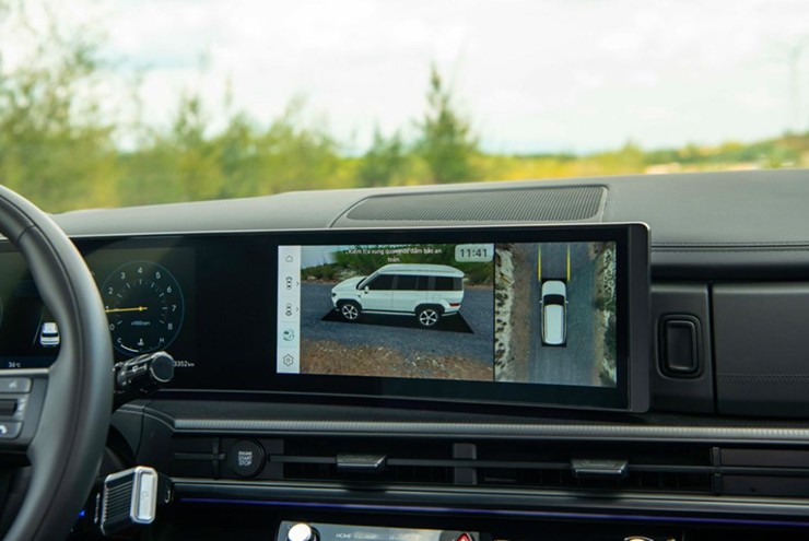 Không chỉ rộng rãi, Hyundai Santa Fe Prestige còn dễ lái hơn kỳ vọng - 6