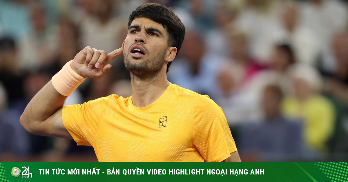 Video tennis Alcaraz - Ruud: Thảm bại 1-6 set đầu, hồi hộp tie-break (Indian Wells)