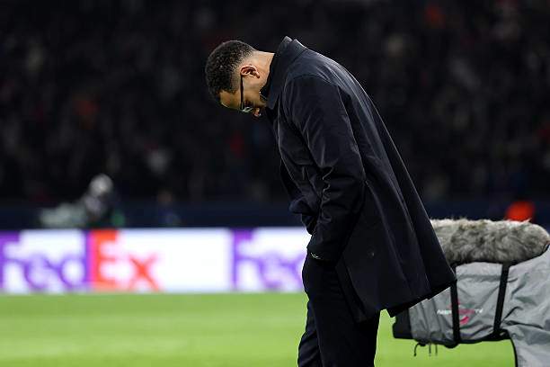 Rosenior "dở chứng" thay thủ môn ngay trước 1 trận đấu lớn, dù bài học của Tottenham trước đó 1 ngày còn nóng hổi