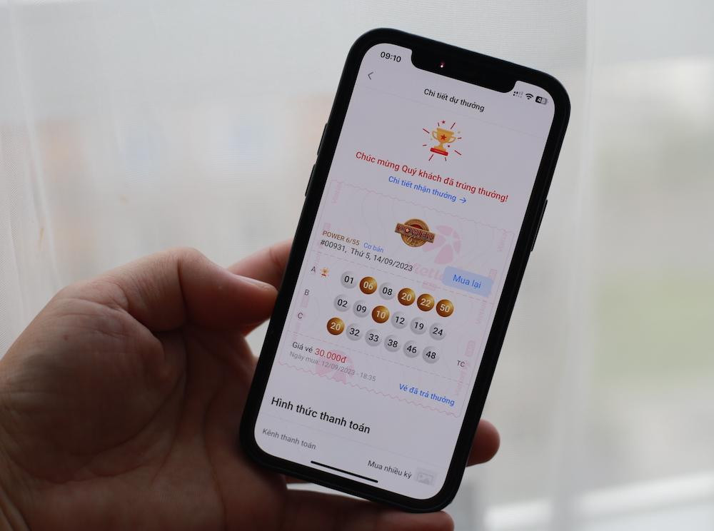 Một thông báo trúng thưởng Power 6/55 trên Vietlott SMS.