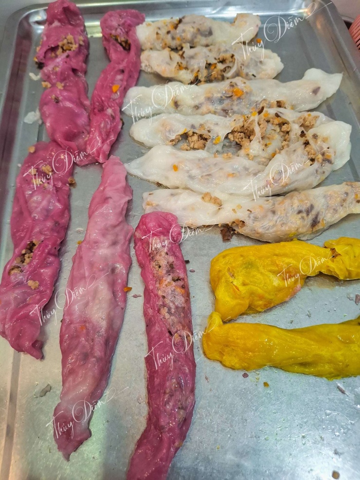 Mách bạn cách làm bánh cuốn 3 màu từ nguyên liệu tự nhiên bắt mắt, thơm ngon cho bữa ăn gia đình - 6