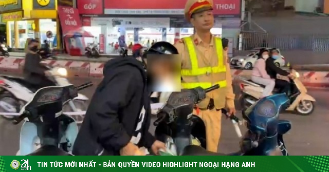 Vi phạm nồng độ cồn lần 2 trong tháng, người đàn ông bỏ xe rời hiện trường