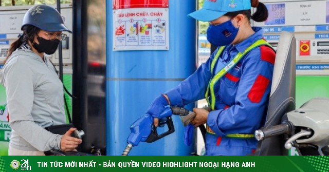 Quỹ bình ổn giá xăng dầu đủ hỗ trợ trong 15 ngày, Bộ Công Thương nêu đề xuất