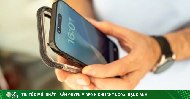 Vì sao ngày càng nhiều người bắt đầu bỏ ốp lưng điện thoại?