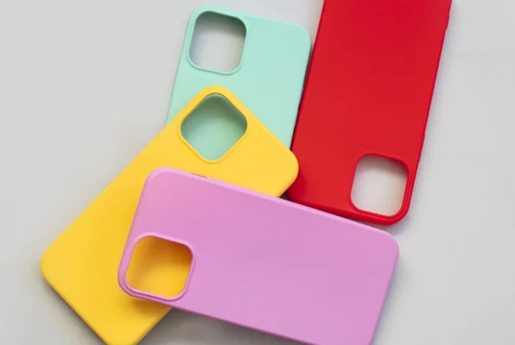 Hình dạng thật của smartphone sẽ bị che bởi ốp lưng.