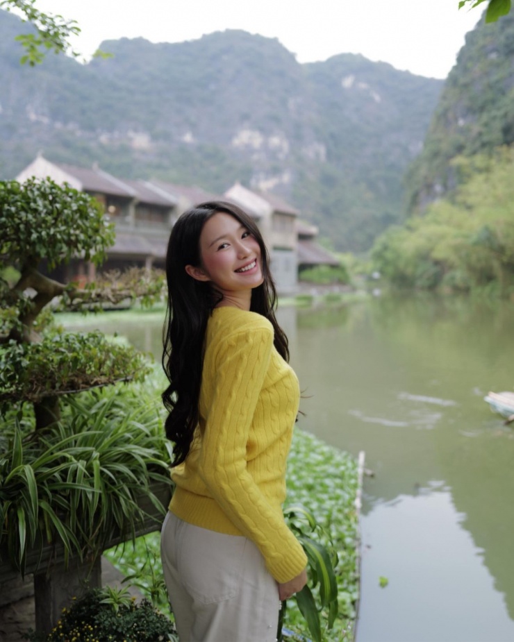 Ảnh sao 16/3: Quốc Trường tình tứ tựa đầu lên vai Ngọc Trinh - 4