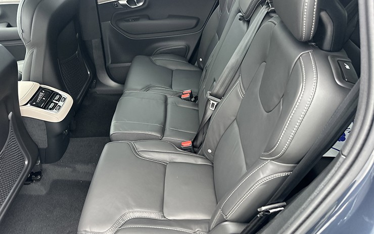 Volvo XC90 2026 sắp ra mắt Việt Nam, giá rẻ hơn gần nửa tỷ đồng - 10
