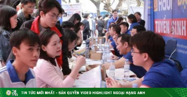 Quy đổi điểm IELTS xét tuyển đại học 2026: Nhiều trường công bố mức quy đổi để đạt 10 điểm tối đa