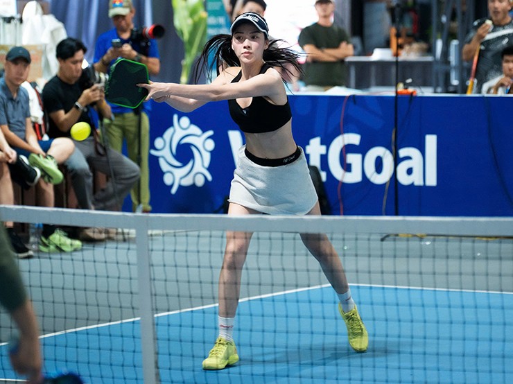 Ca sĩ nóng bỏng Diệp Anh giành á quân, tiền đạo Mạc Hồng Quân vô địch pickleball - 2
