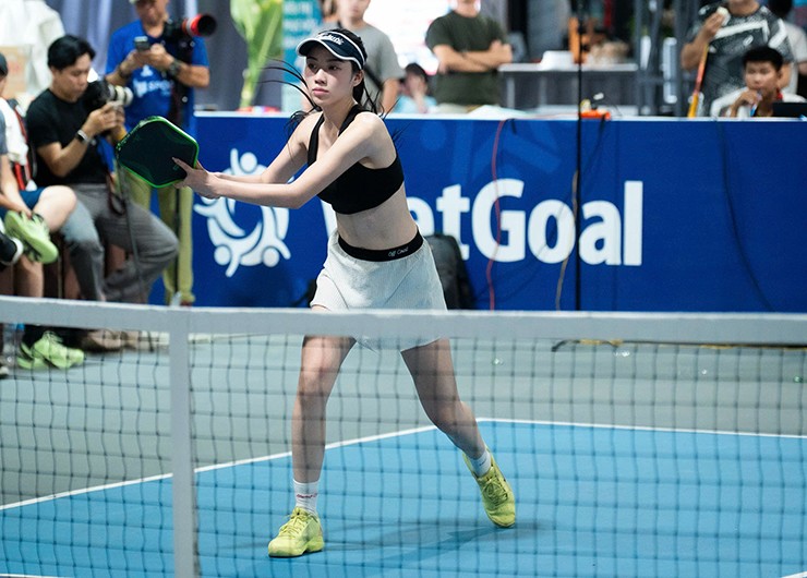 Diệp Anh thi đấu đầy quyết liệt và nóng bỏng