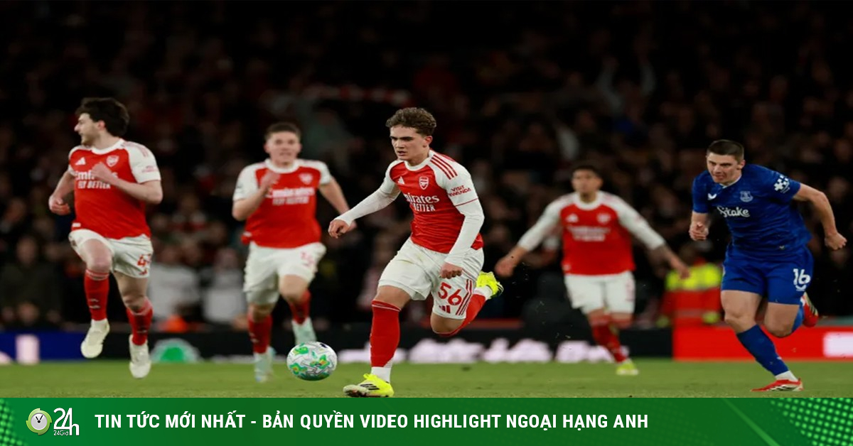 Thần đồng 16 tuổi của Arsenal phá kỷ lục Ngoại hạng Anh, giấc mơ lớn ở phía trước