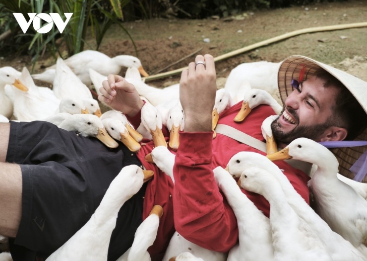 Du khách Tim, đến từ nước Anh cho biết, đây là trải nghiệm rất thú vị