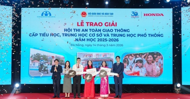 Lễ trao giải Hội thi An toàn giao thông trong các cơ sở giáo dục phổ thông trên toàn quốc năm học 2025 – 2026