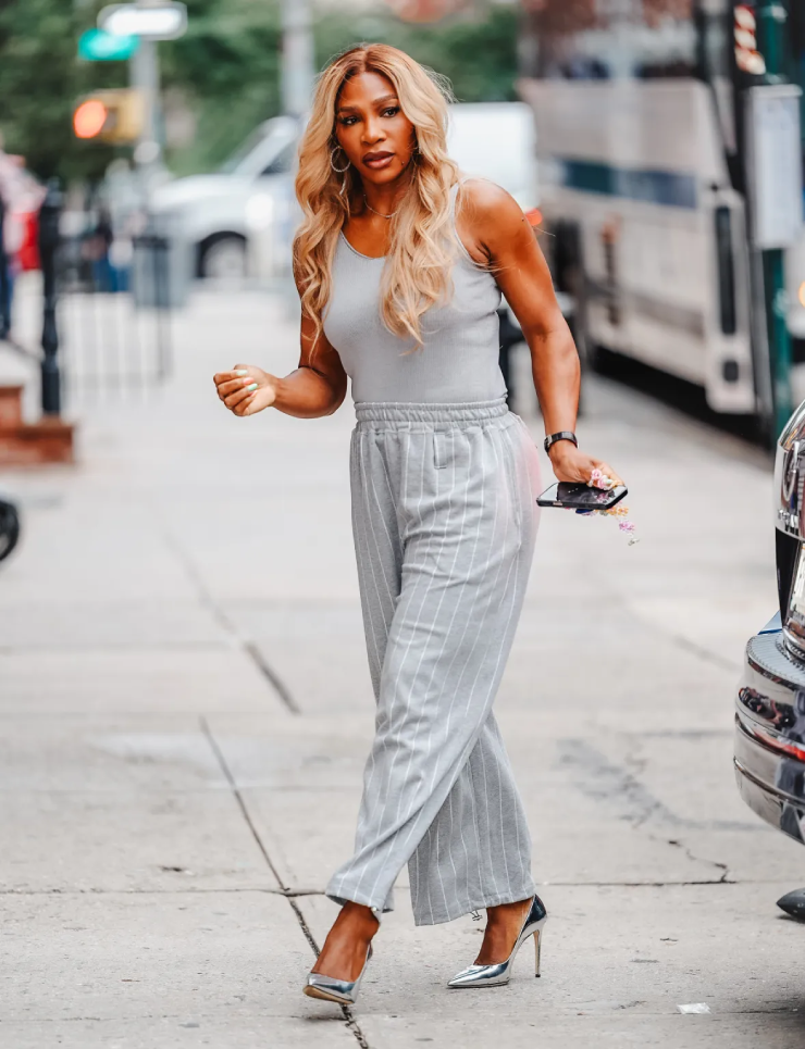 44 tuổi mà như 24 - 4