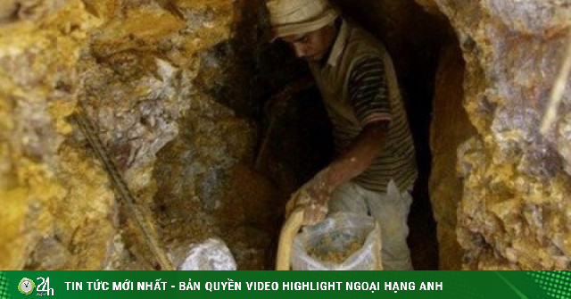 Ngân hàng UBS dự báo giá vàng lên 6.200 USD bất chấp đang suy giảm