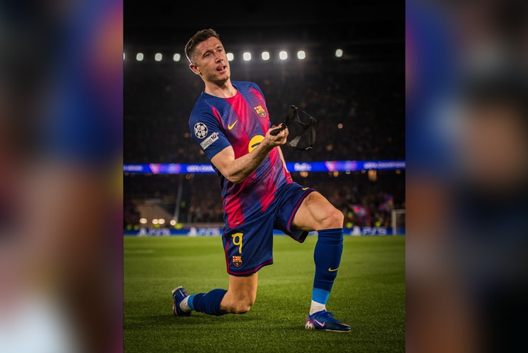 Robert Lewandowski với 1 cú đúp trong trận đấu với Newcaslte.