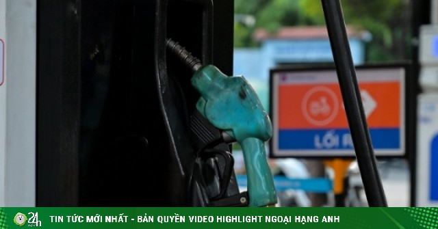 Giá xăng dầu tăng mạnh từ 23h hôm nay, có loại đắt thêm gần 8.000 đồng/lít