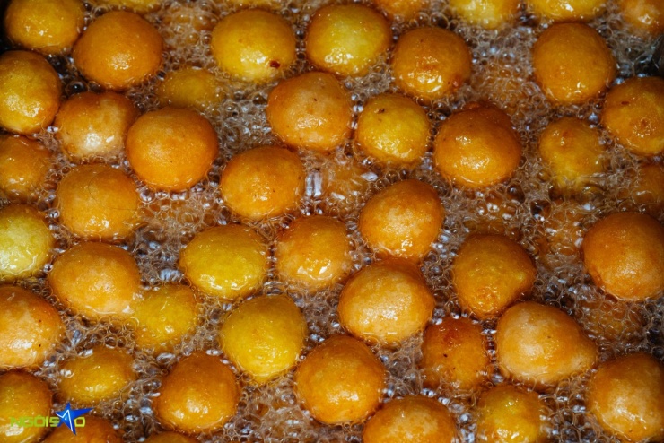 Quán bánh rán tí hon ngày bán 3.000 chiếc ở Hà Nội - 5