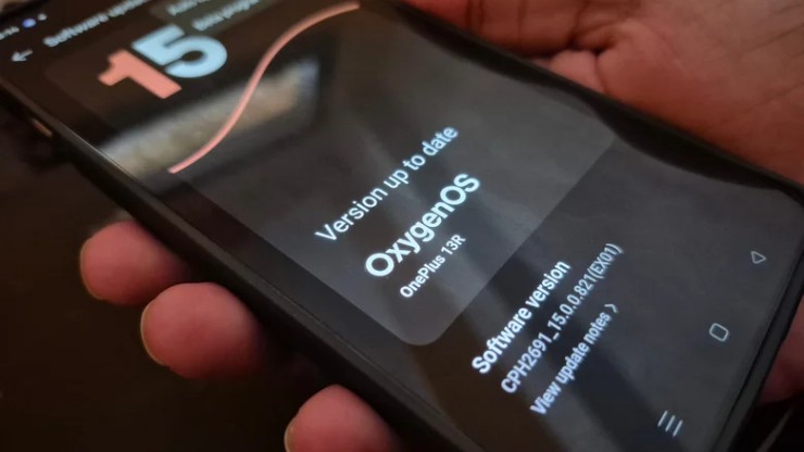 Những smartphone mạnh đến khó tin so với tầm giá - 3
