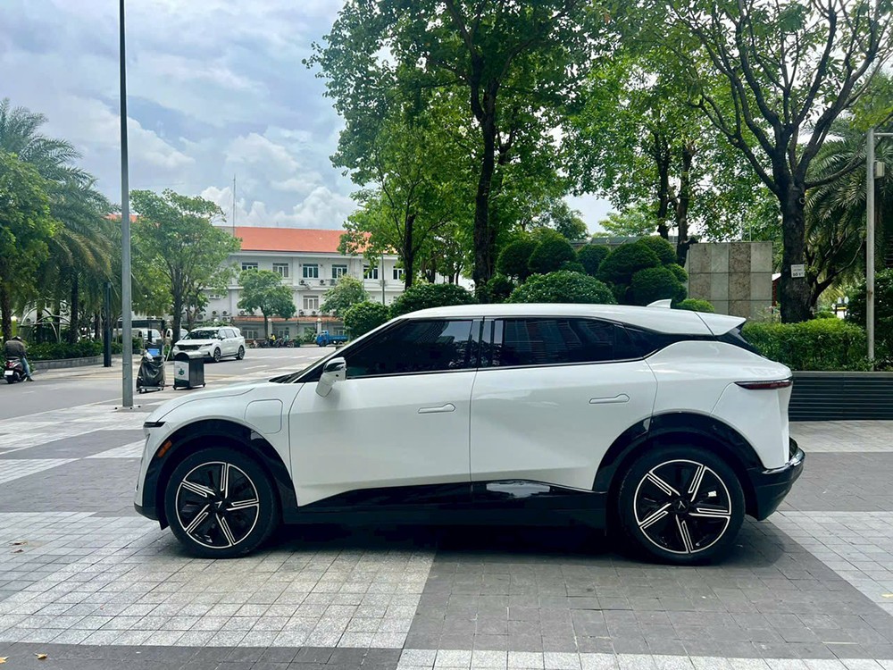 VinFast VF7 c&oacute; ưu điểm để kh&aacute;ch h&agrave;ng Việt lựa chọn sử dụng hằng ng&agrave;y - 2