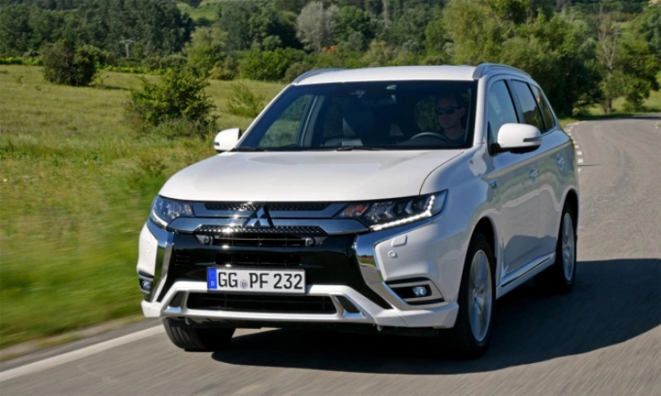 SUV 7 chỗ: Mua để chở gia đình… hay để chứng minh mình đã 