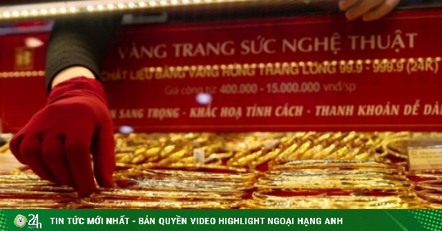 Giá vàng giảm hơn 10 triệu đồng, liệu có lùi về 160 triệu đồng/lượng?