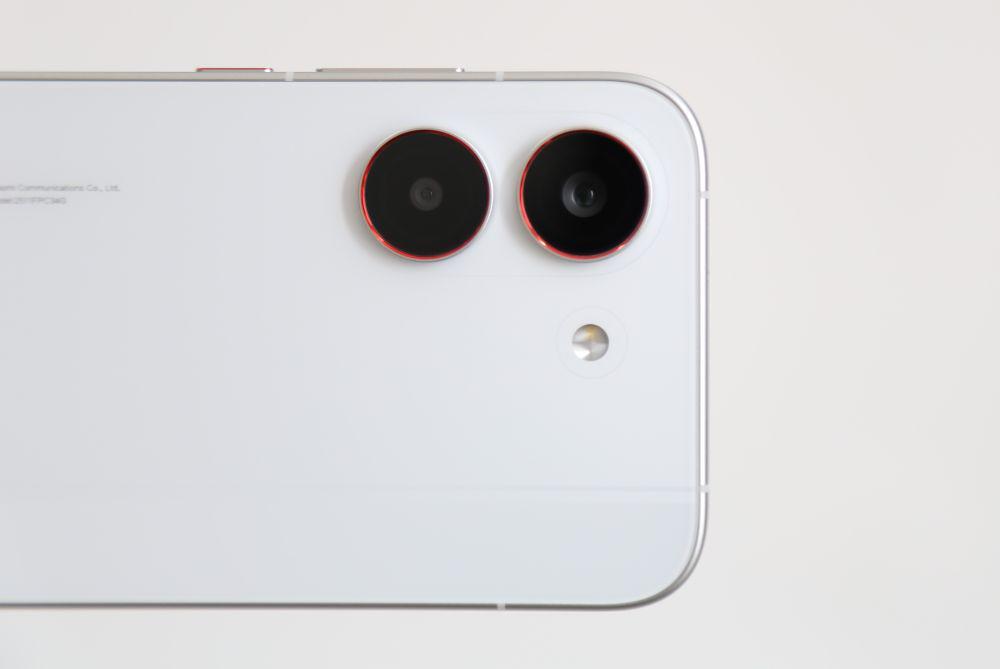 Cụm camera sau.