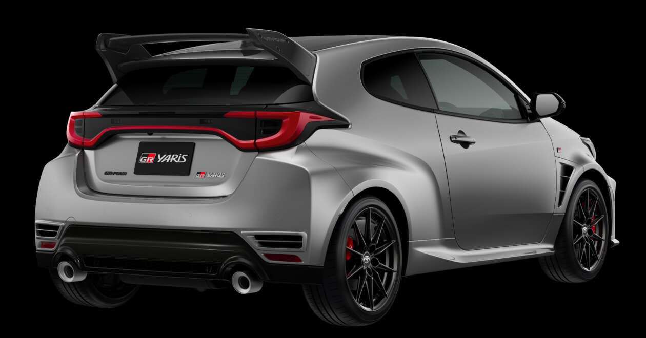 Toyota GR Yaris 2026 vẫn duy trì sức mạnh từ khối động cơ xăng I3, dung tích 1.6L tăng áp.