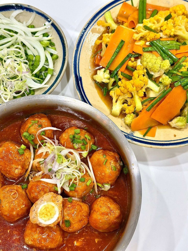 Bí quyết làm xíu mại tôm thịt bọc trứng cút không khô, mềm thơm, béo bùi, ăn hoài không ngán - 5