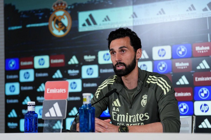 Arbeloa báo tin vui về Mbappe - Bellingham - 1