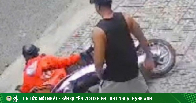 Khởi tố, bắt tạm giam nam thanh niên hành hung nữ nhân viên giao hàng