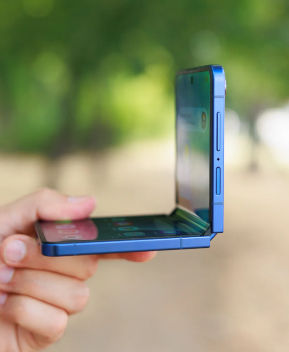 Galaxy Z Flip 7 đang được giảm giá.