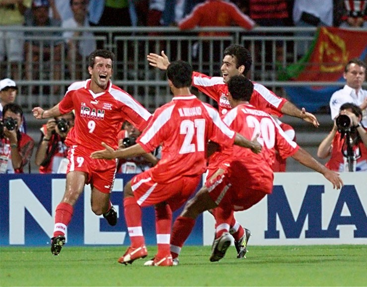 Sự vỡ òa của Iran sau khi chọc thủng lưới Mỹ