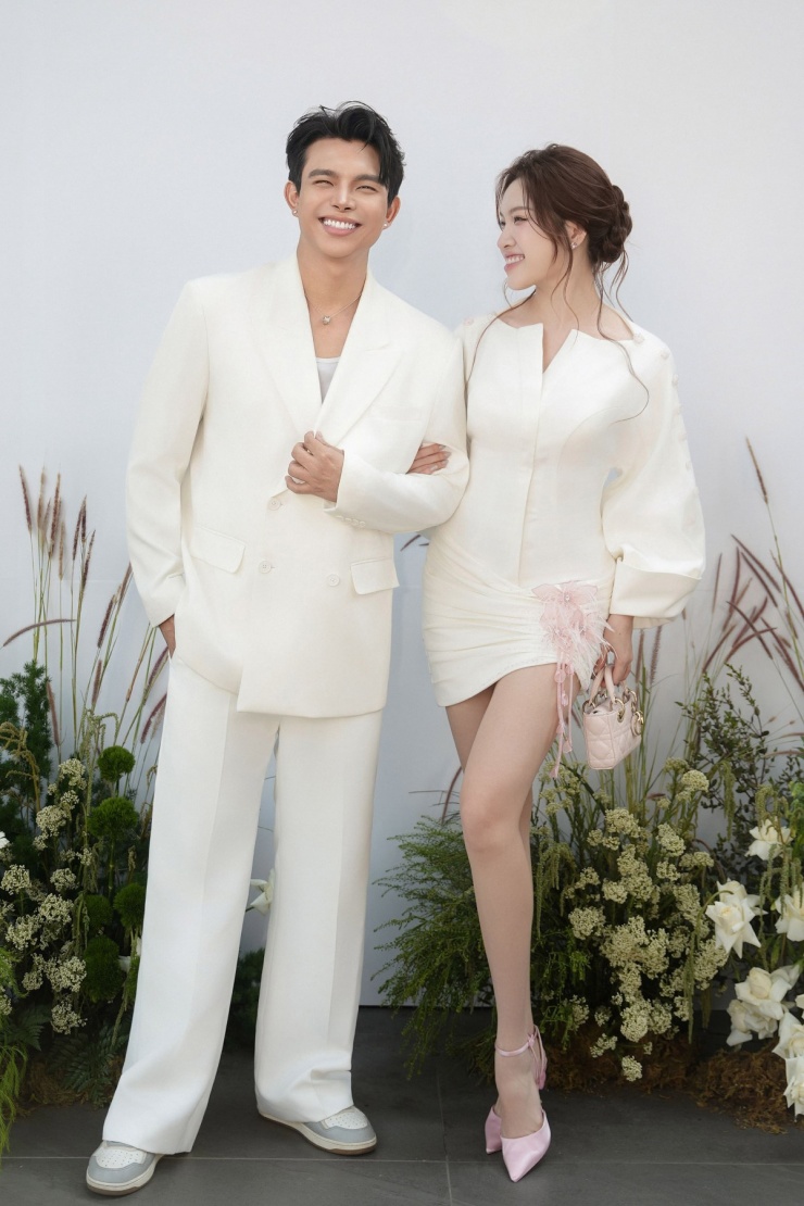 Lý Nhã Kỳ tôn ngực đầy, xách túi gần 200 triệu đồng - 8